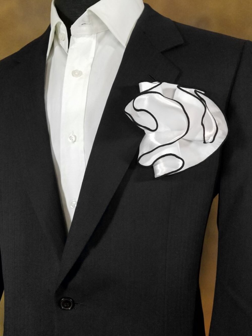 NEW Men's White Satin 2-in-1 Pouf Round Pocket Square with Black Trim